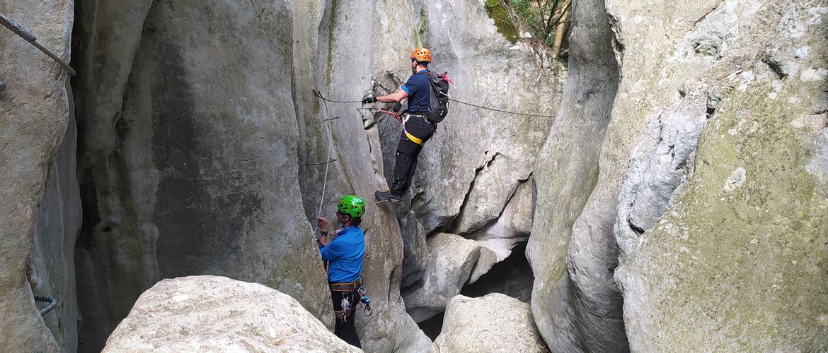 Alquiler vias ferratas cantabria